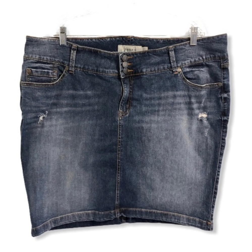 Torrid blue denim distressed skirt